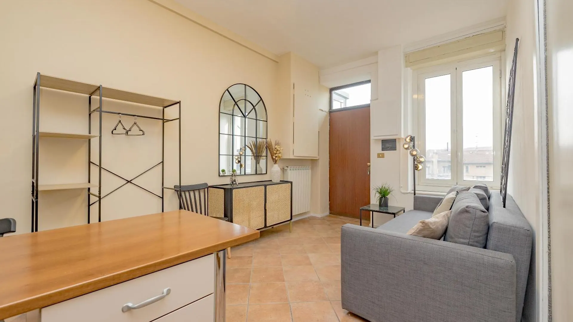 Cozy Apartment In Milánó